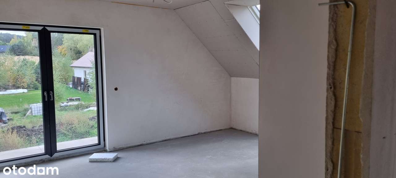 Nowoczesny dom z użytkowym poddaszem w naturze - Pełny obrazek: 5/6