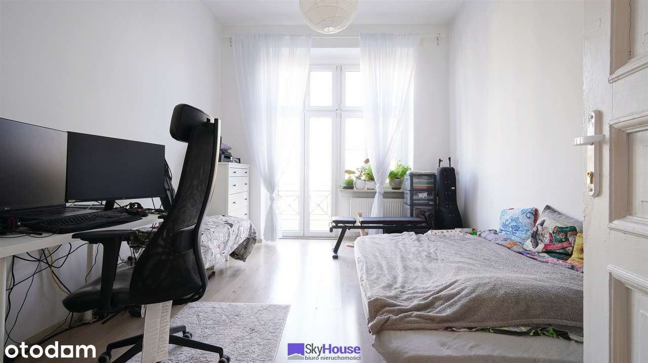 Ścisły Plac Grunwaldzki, pełen rozkład, świetny balkon-2