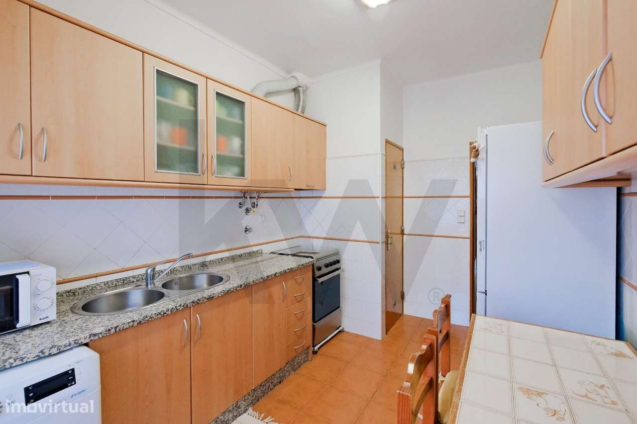 Apartamento T2 em excelente estado de conservação para Venda em Mem Ma - Grande imagem: 5/27