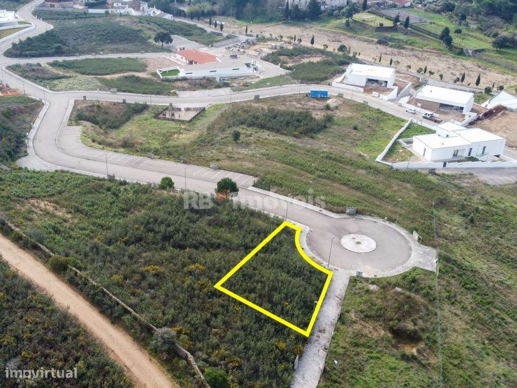 Lote de terreno para Construção na Quinta de Santa Bárbara em Const... - Grande imagem: 2/18