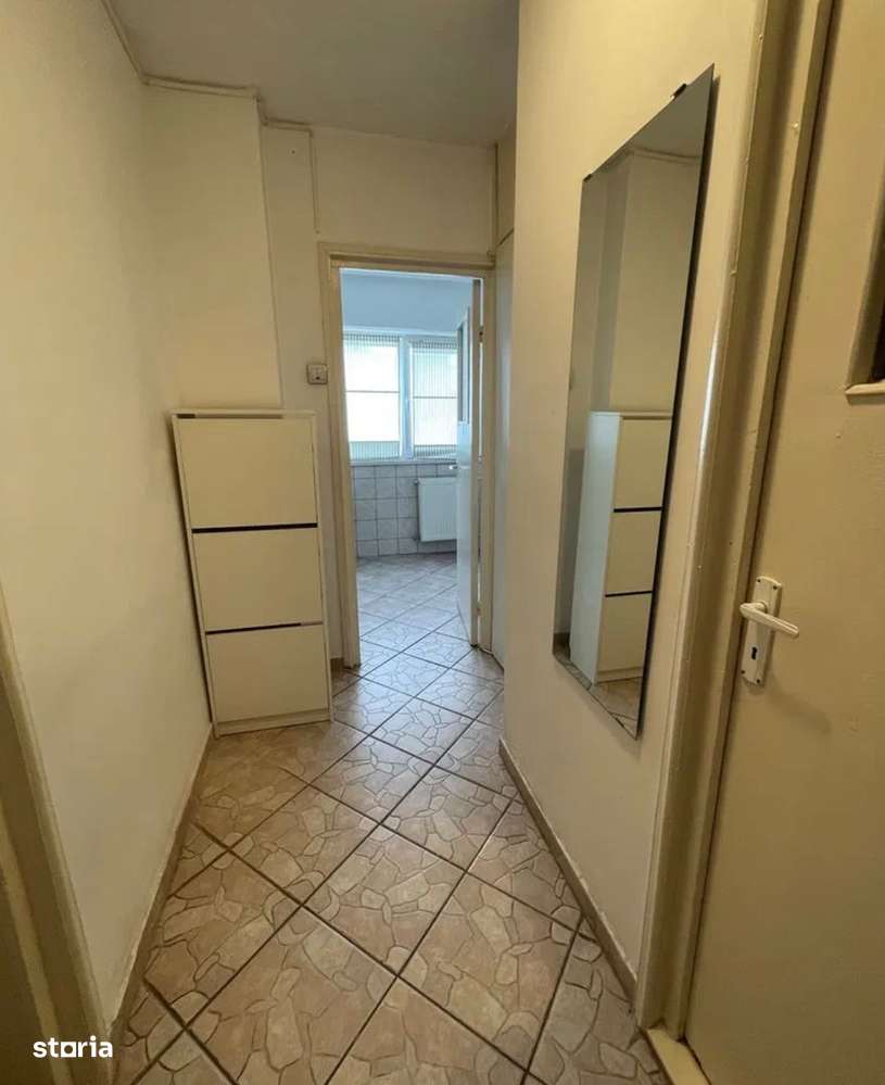 Garsoniera in bloc mixt, an 1980 zona Lujerului, Militari-12