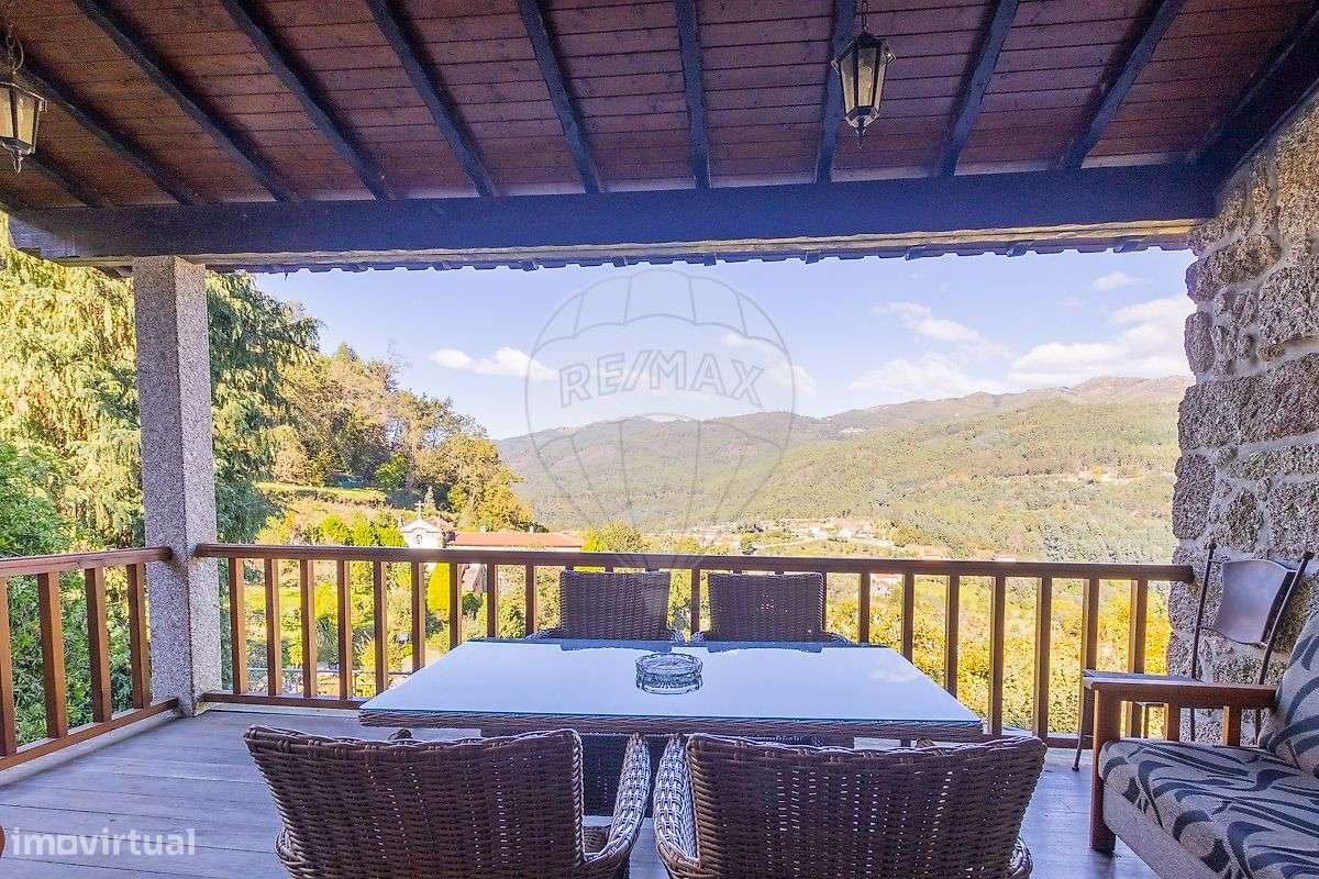 Moradia T4 para venda - Grande imagem: 2/50