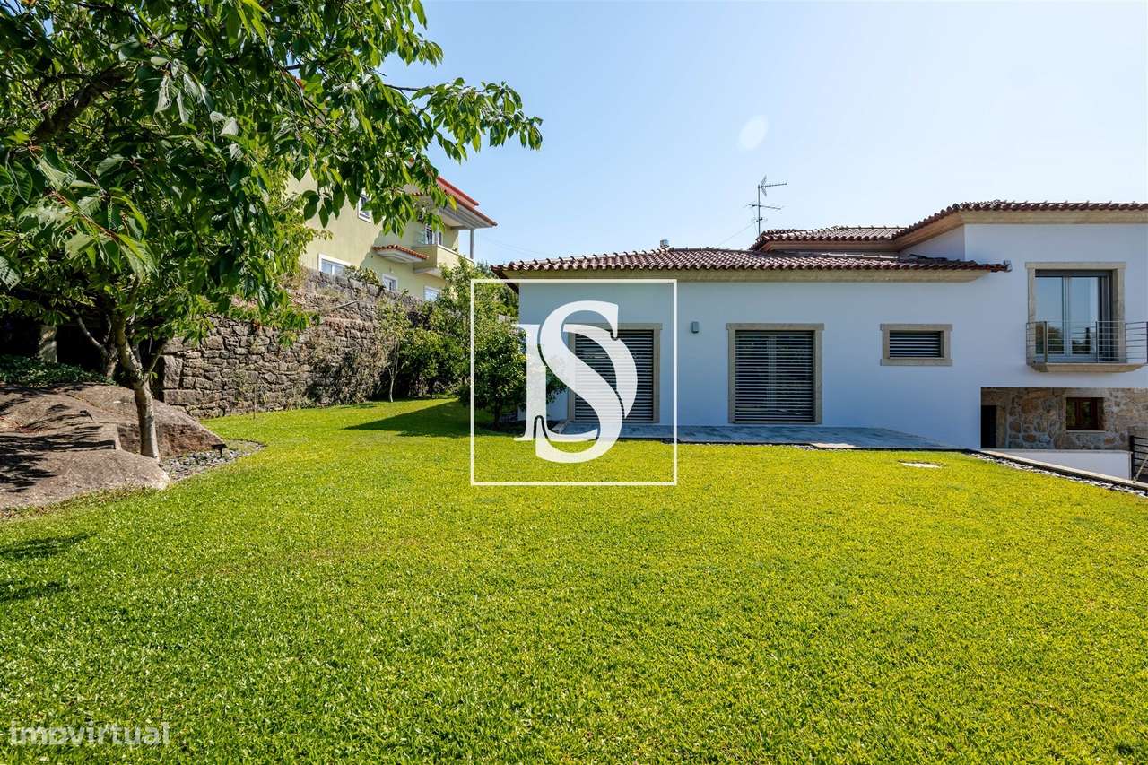 Moradia T4 Venda em Santo Tirso, Couto (Santa Cristina e São Miguel) e-56