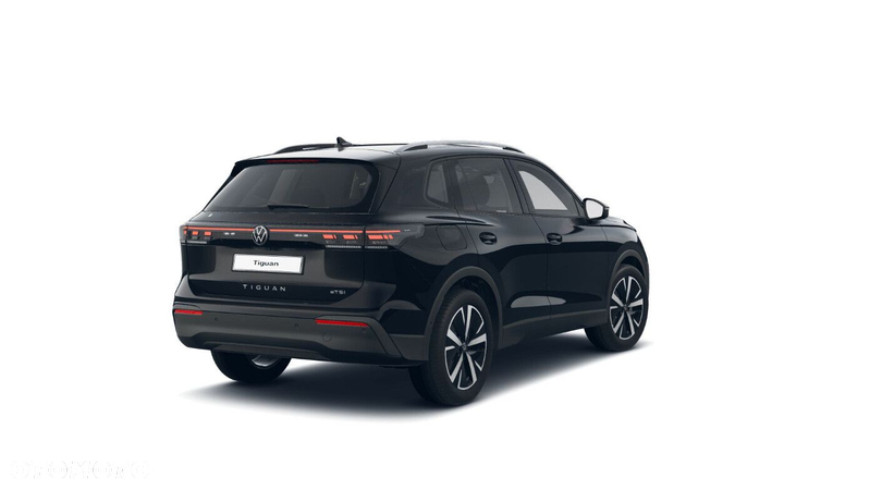 Volkswagen Tiguan - 5