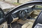 BMW Seria 5 530d Touring - 10