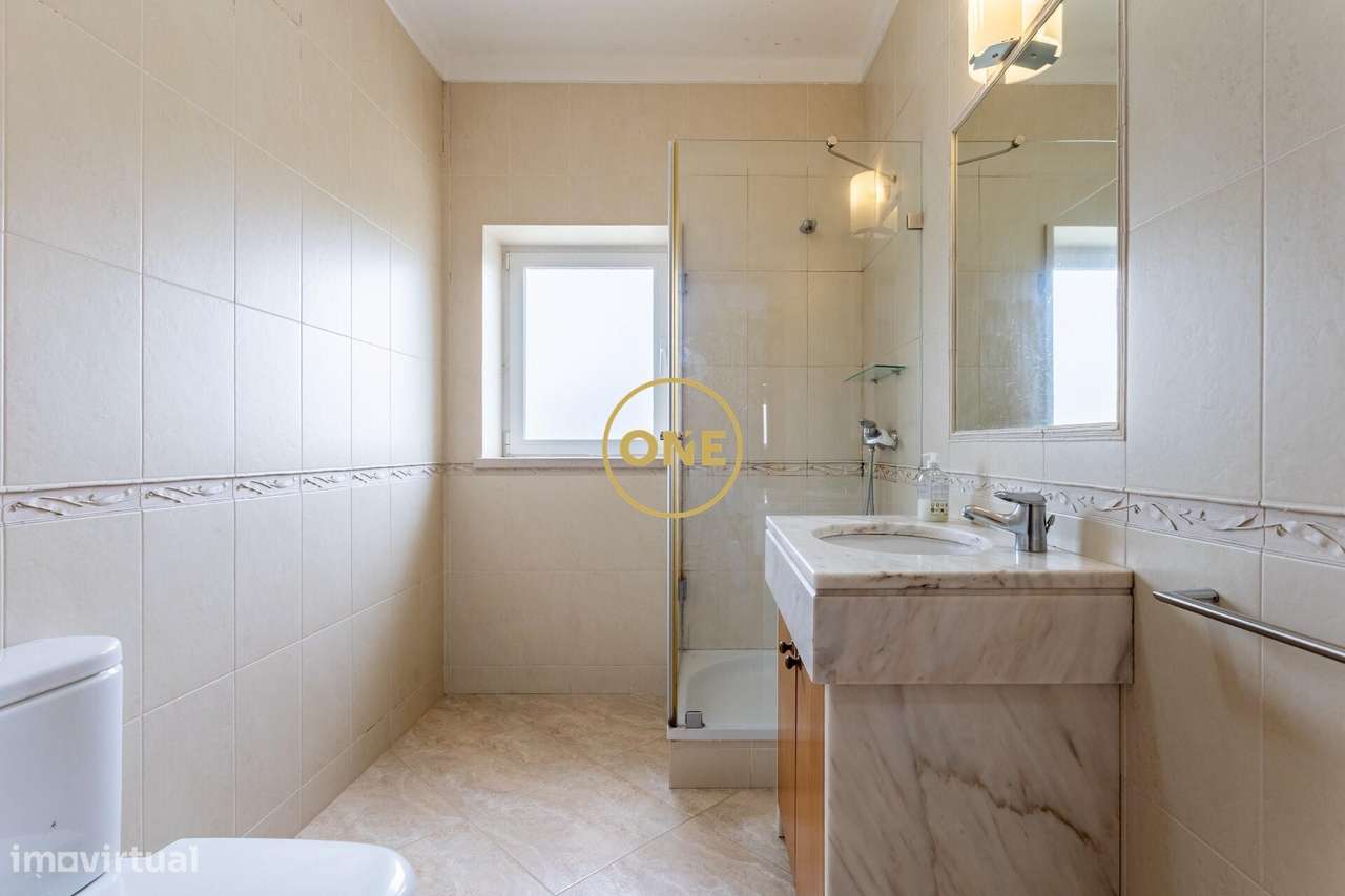 Propriedade Exclusiva em Sesimbra com 7.500m2 | Moradia de 529m2, Priv-32