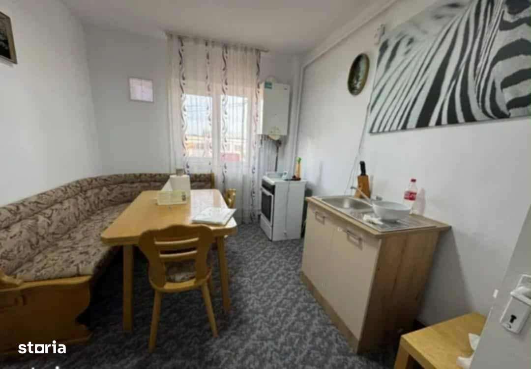 Vând apartament 3 camere Mioveni Piata - Imagine principală: 4/8