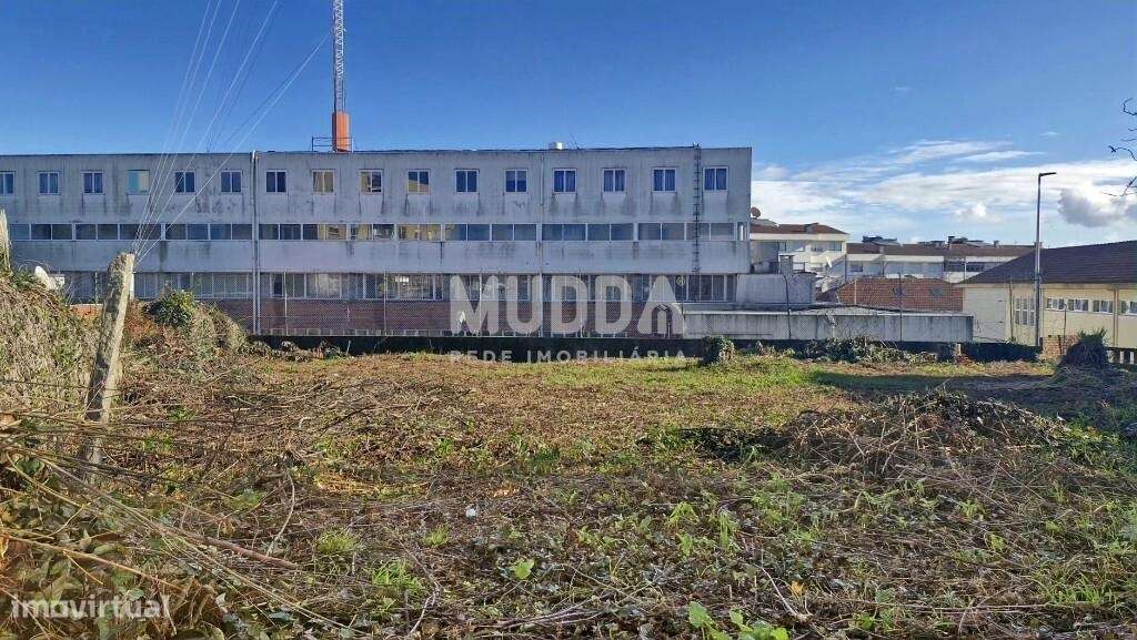 INVESTIDORES - Terreno p/ Construção no Centro de São João da Madeira-7