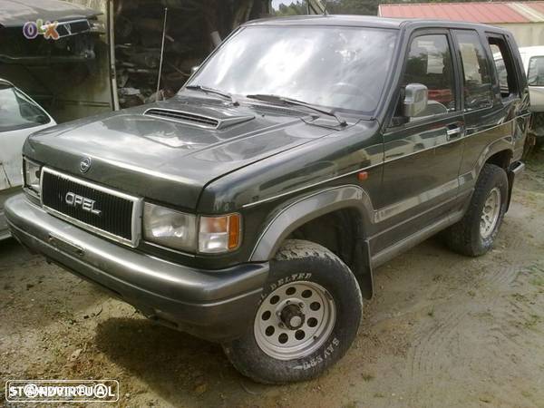 Traseira / Frente /Interior Opel Monterey - 1