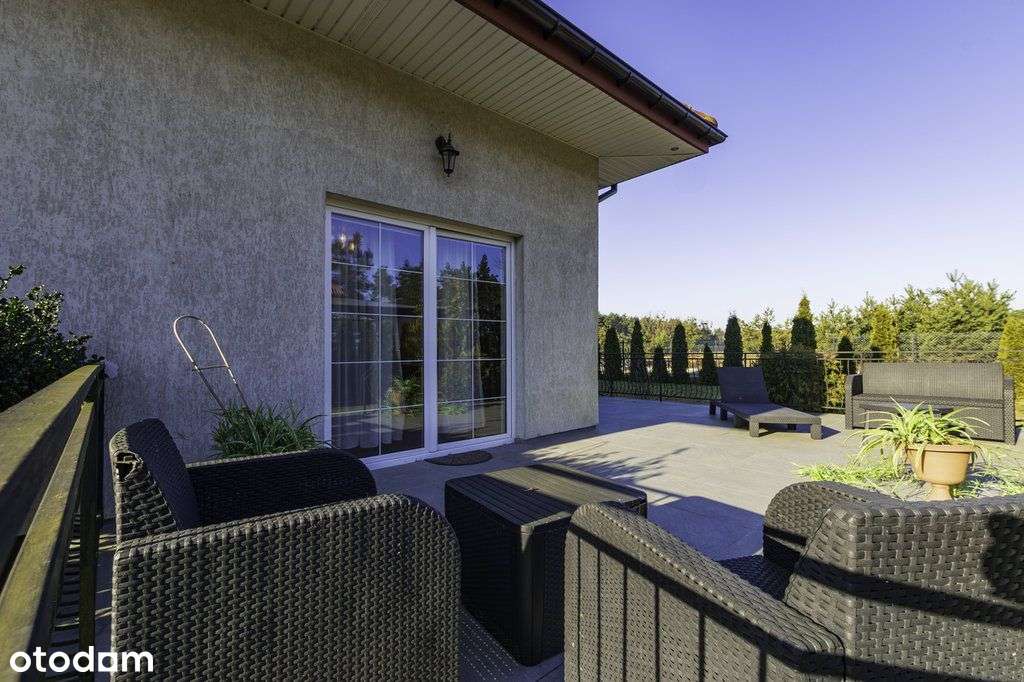 Dom z Ogrodem – Twoja przestrzeń na relaks-18