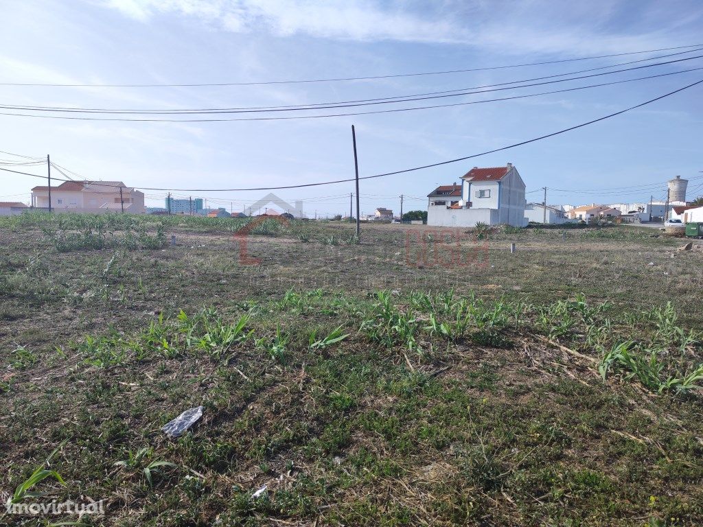 Lote de Terreno Peniche Venda