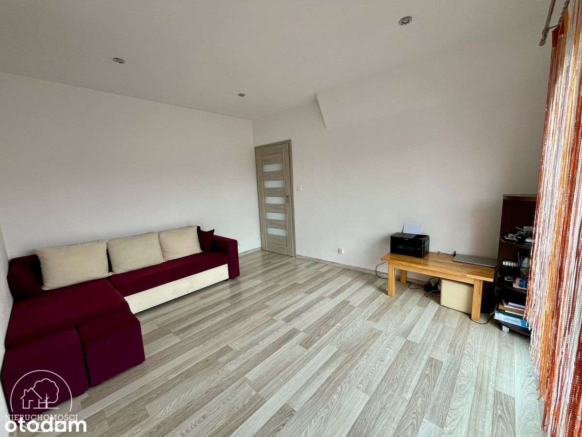 Mieszkanie trzypokojowe na Osiedlu pod Jeleniami-1