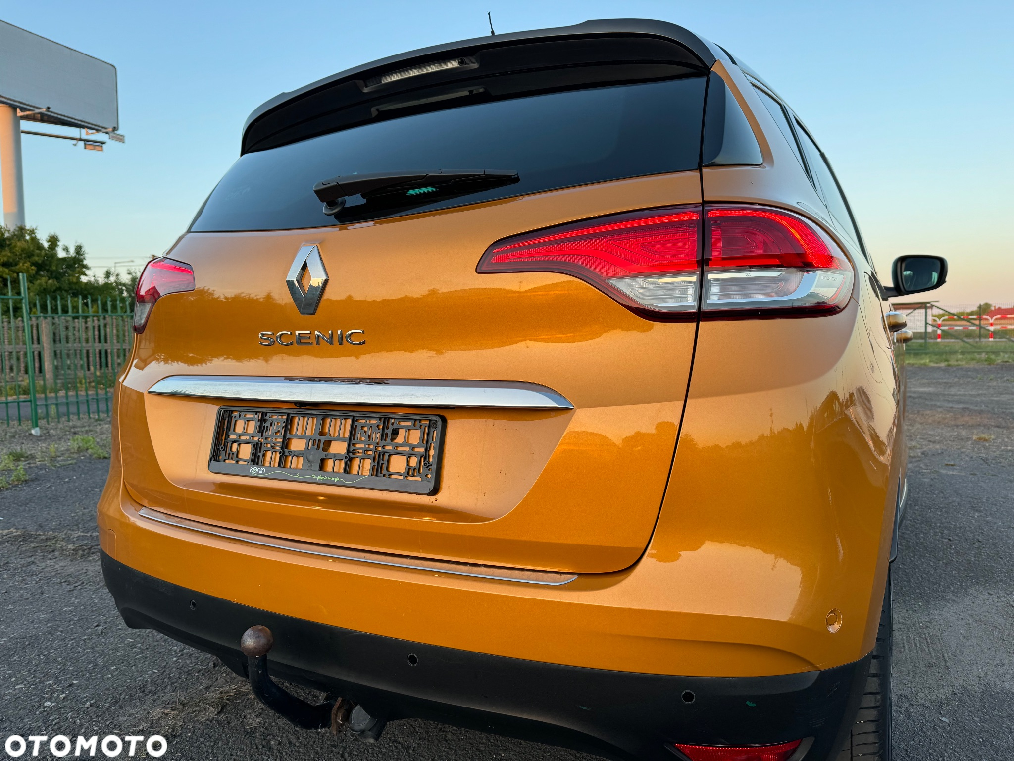 Renault Scenic ENERGY TCe 130 S&S Bose Edition - 6