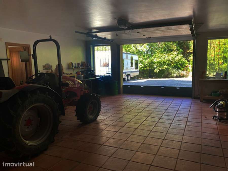 Moradia T5 grande propriedade, pleno campo, arredores Caldas da Rainha-41