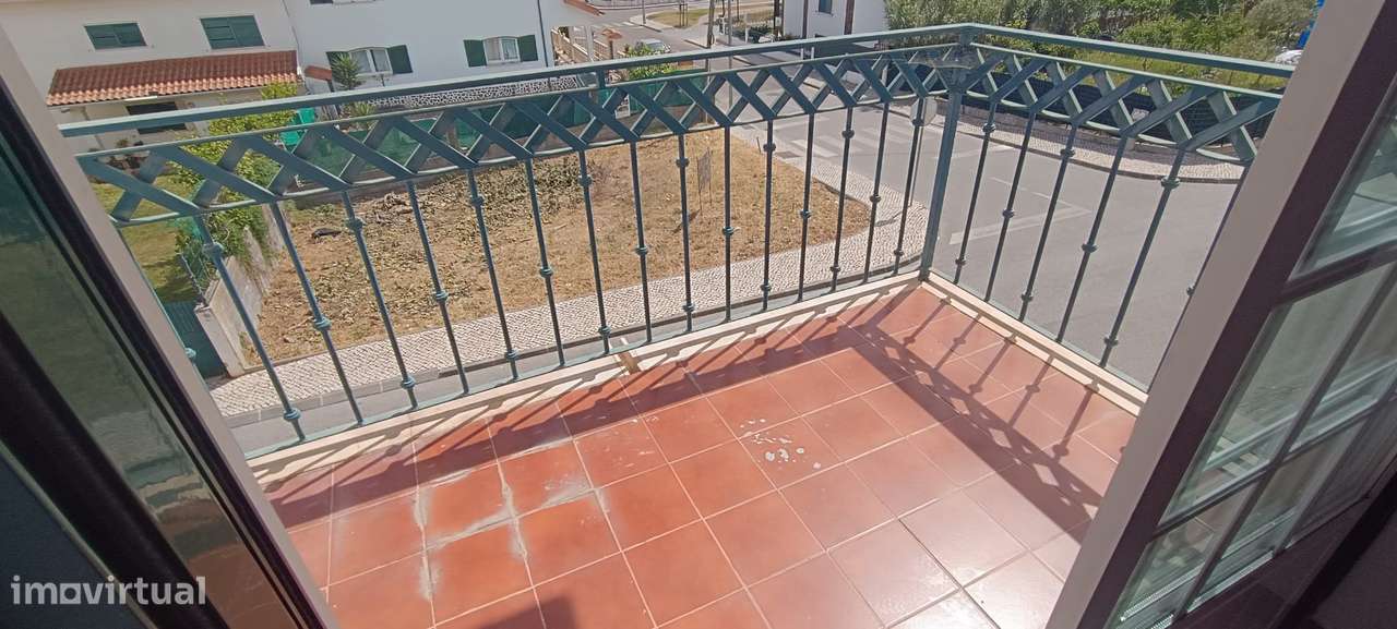 Magnifico apartamento T3 com garagem!-10