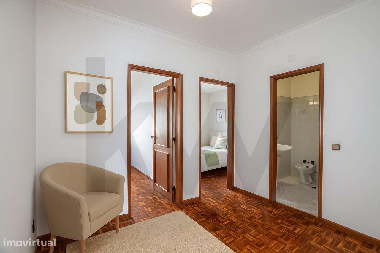 Oportunidade na Linha de Cascais — T2 com Garagem a 3 Min das Praias - Grande imagem: 4/23