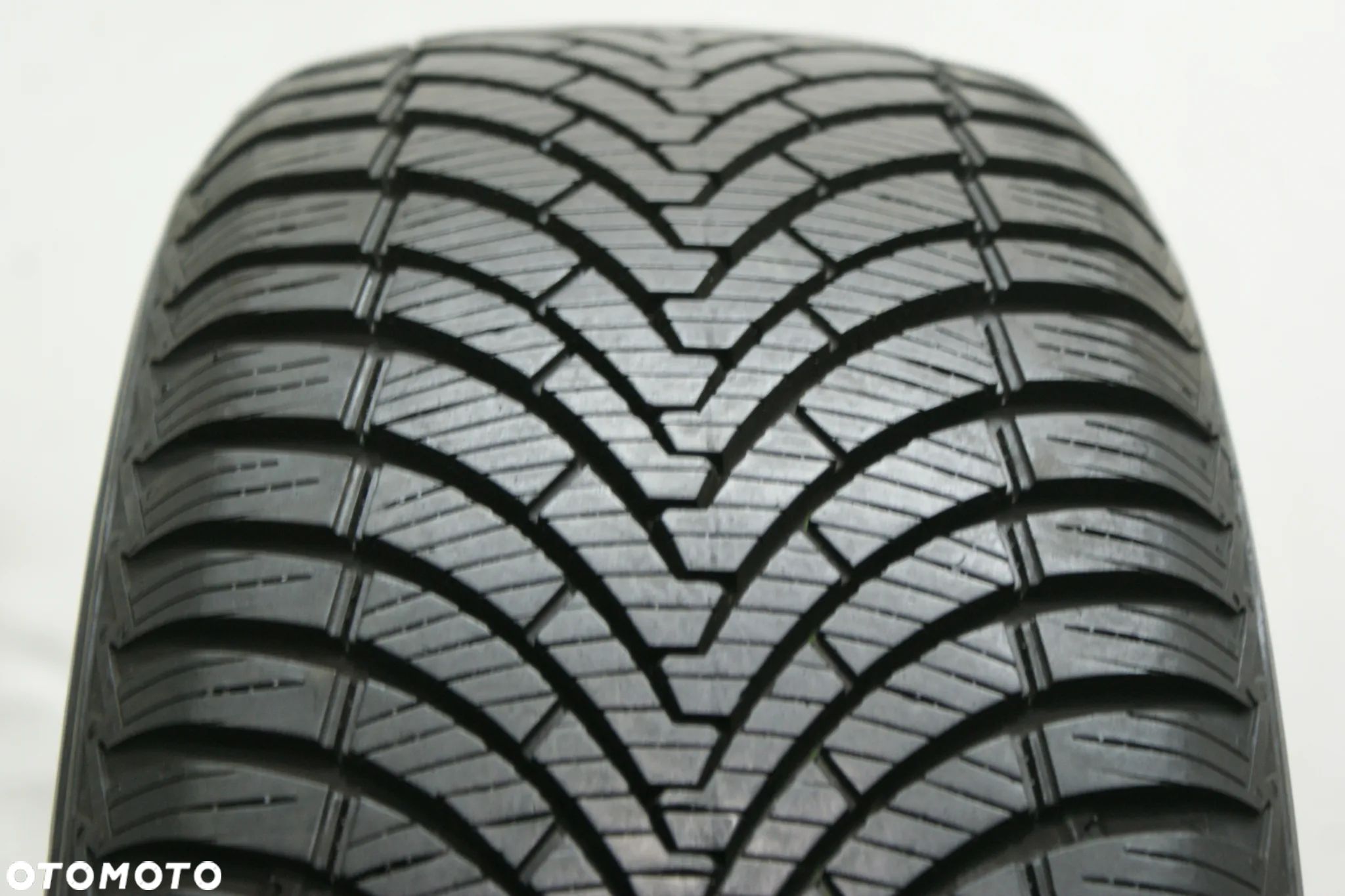 205/55R16 KUMHO SOLUS 4S HA32 , 7,1mm 2021r - 1