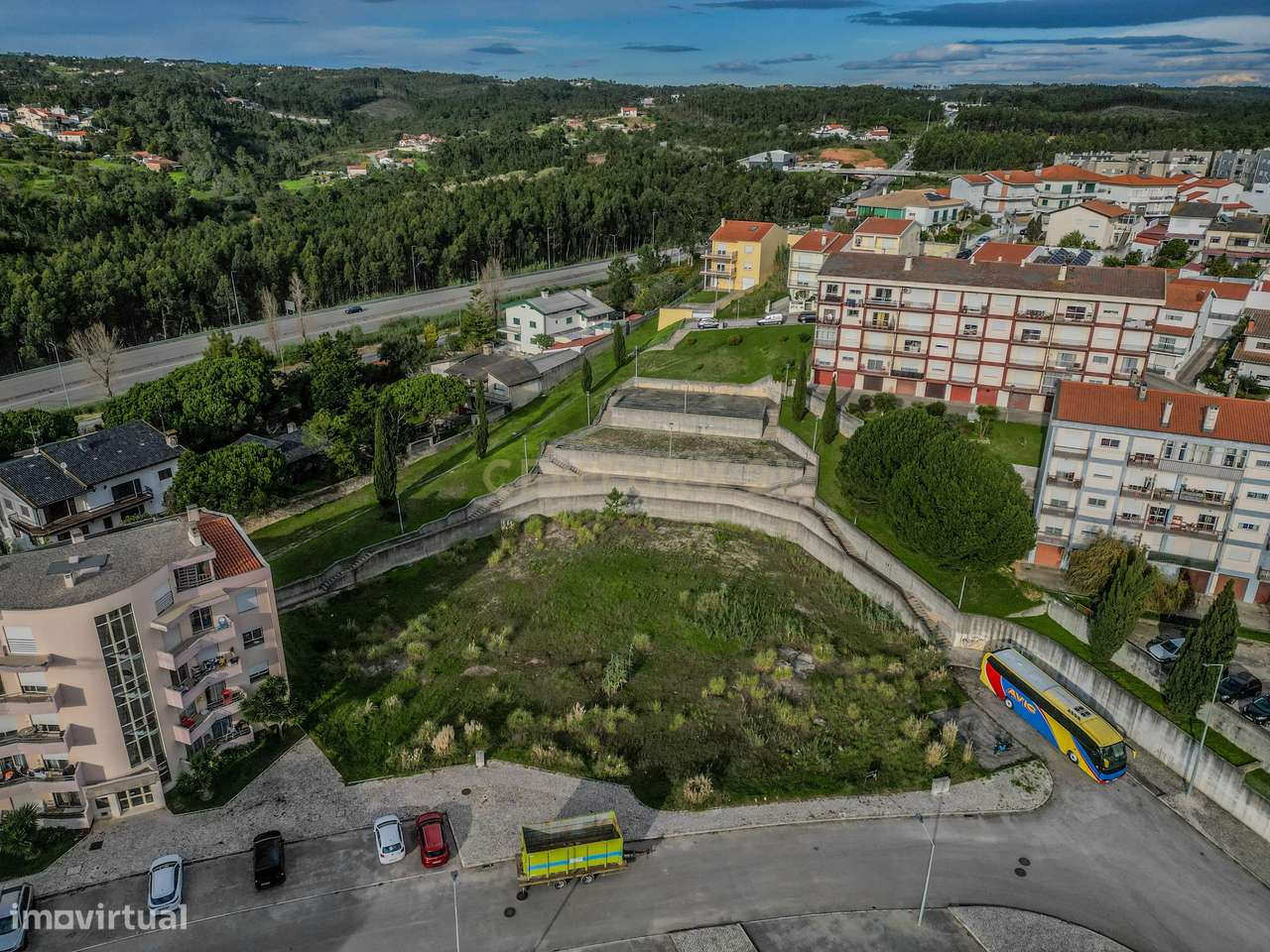 Lote para construção com 2.026 m2 em Tavarede - Grande imagem: 3/15