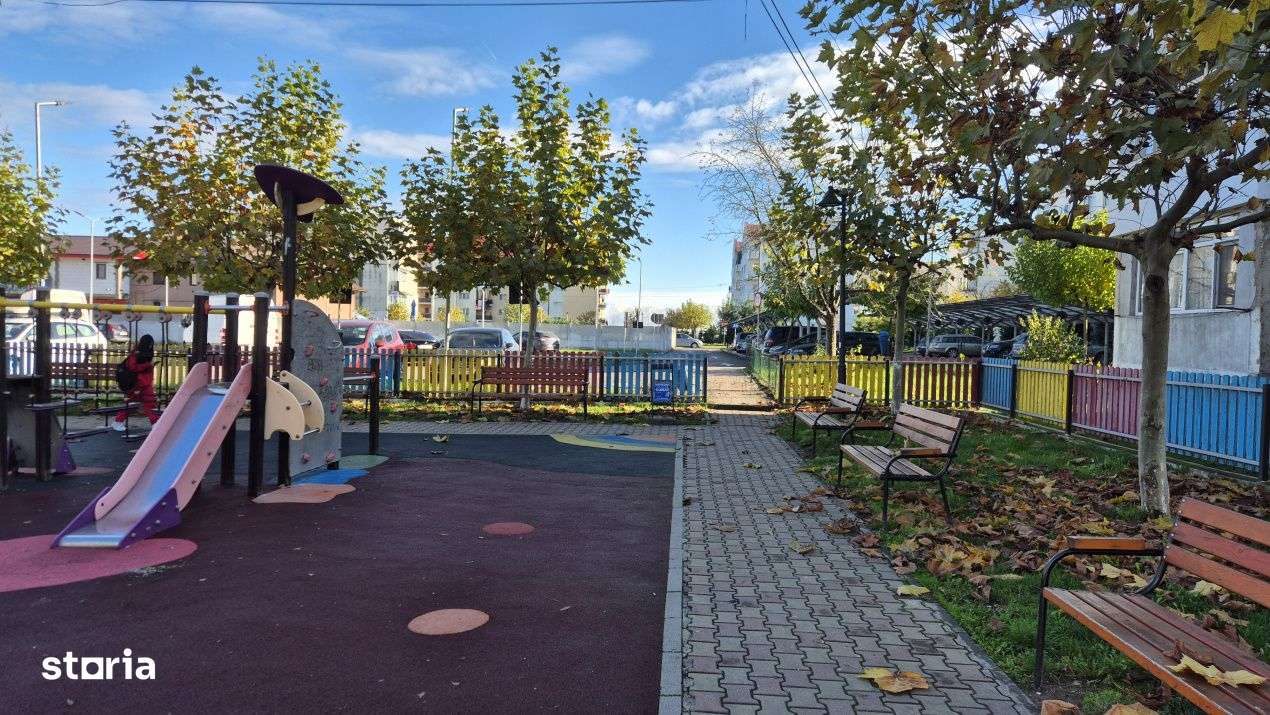 Vanzare apartament 3 camere, et. 2, in Rovinari, str. Plopilor-9