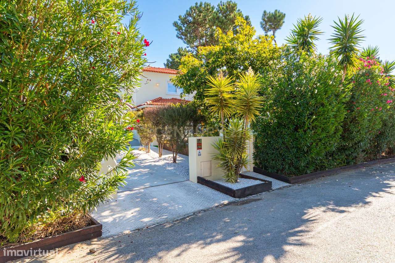 Charme Tradicional • Conforto Moderno • Energia Solar Inteligente (202-44