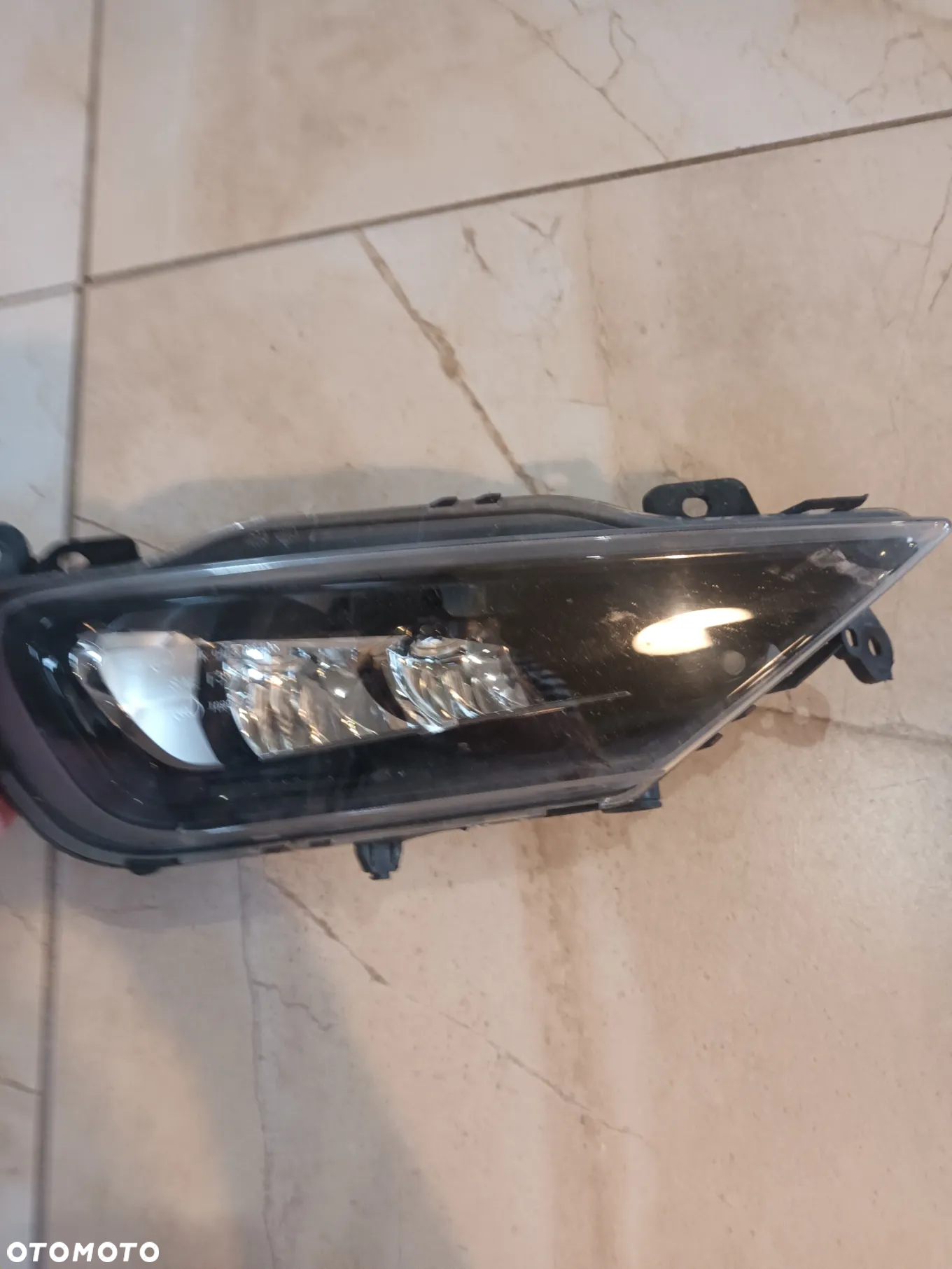 Przedni prawy halogen led przeciwmgielna Volvo XC90 - 2