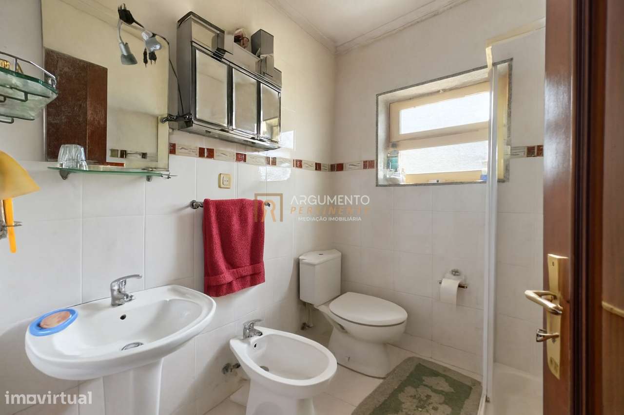 Andar Moradia T2 Venda em Rio Tinto,Gondomar - Grande imagem: 5/23