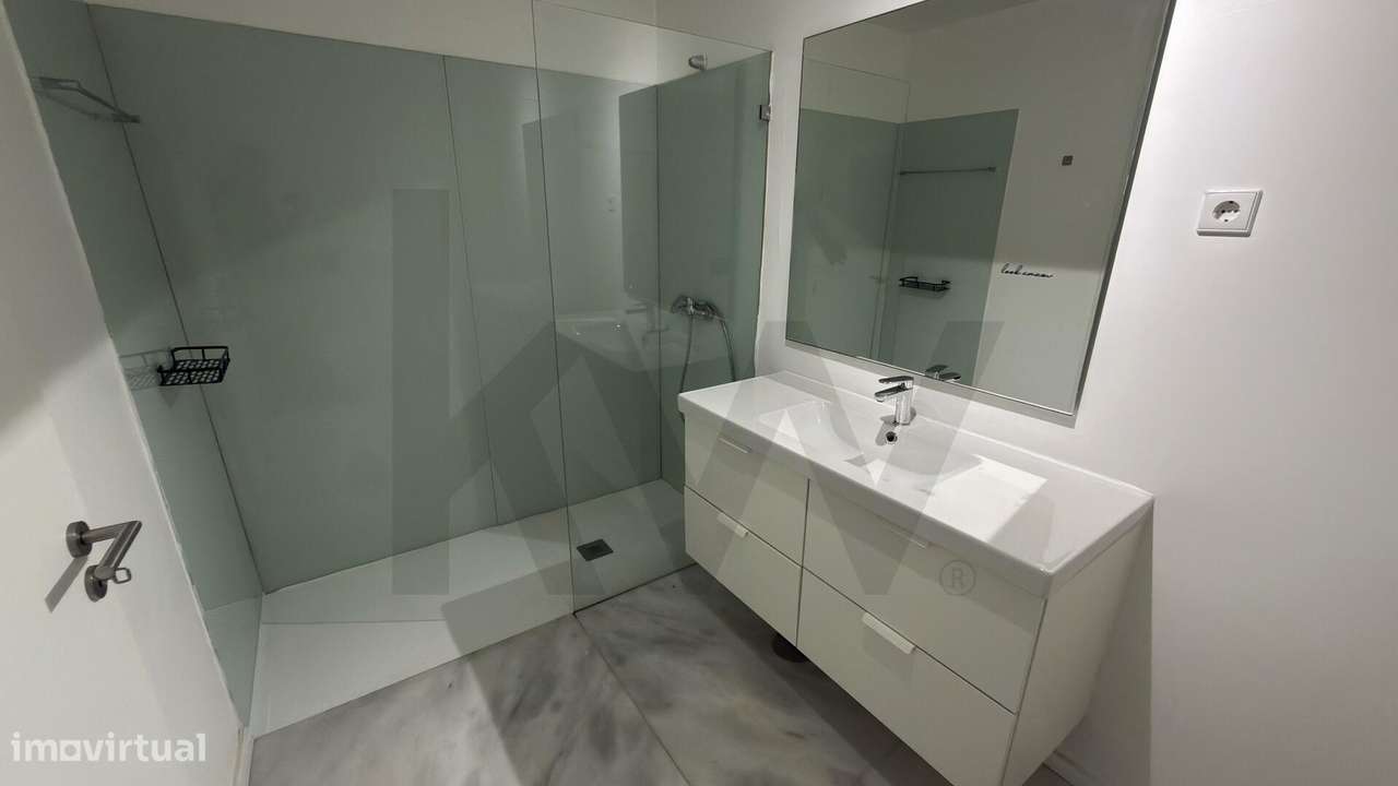 Apartamento T3 Condominio com piscina Belas Clube Campo-33