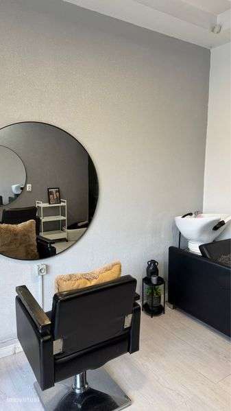 Salão de Cabeleireiro para Arrendar – Pronto a Trabalhar - Grande imagem: 5/8