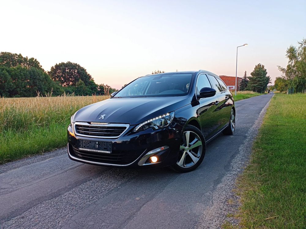 Peugeot 308 T9 (2014-2021) PureTech 130 GPF Stop & Start Tech Edition 2016