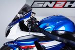 Suzuki GSX-R - 15