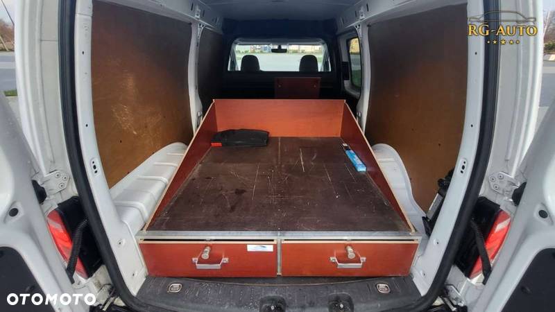 Volkswagen Caddy L2H1 - 37