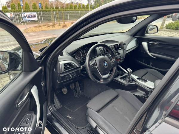 BMW Seria 1 118d DPF Edition Sport - 11