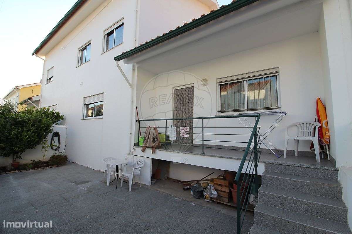 Moradia T3 para venda - Grande imagem: 2/13