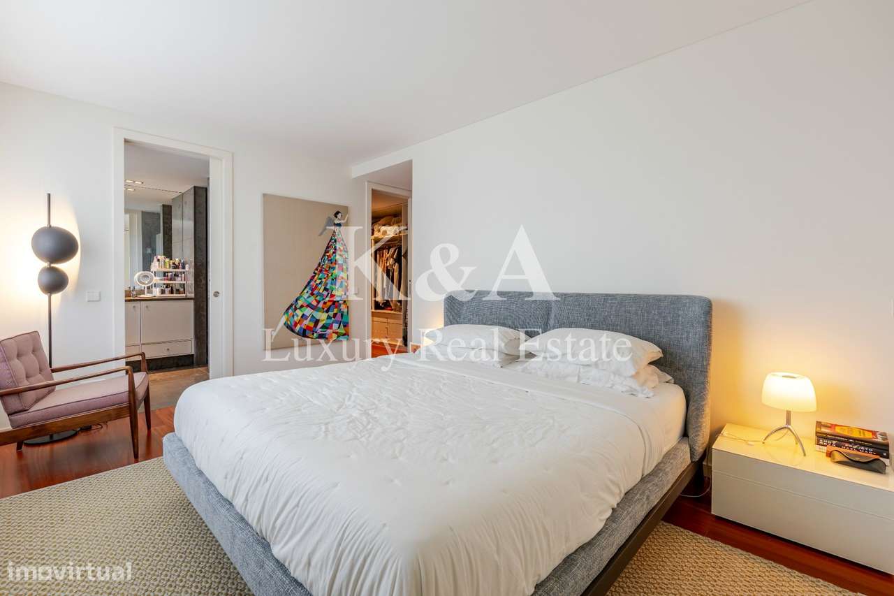 Apartamento T4 em Matosinhos Sul com varanda e vista mar.-18