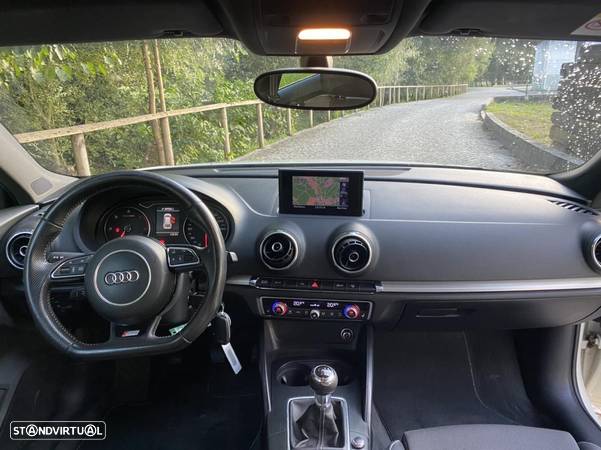 Audi A3 Sportback 1.6 TDI S-line - 20