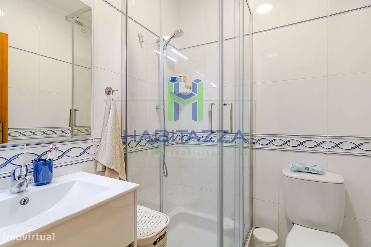 Apartamento T3 Topfloor para venda, em Lagos-17