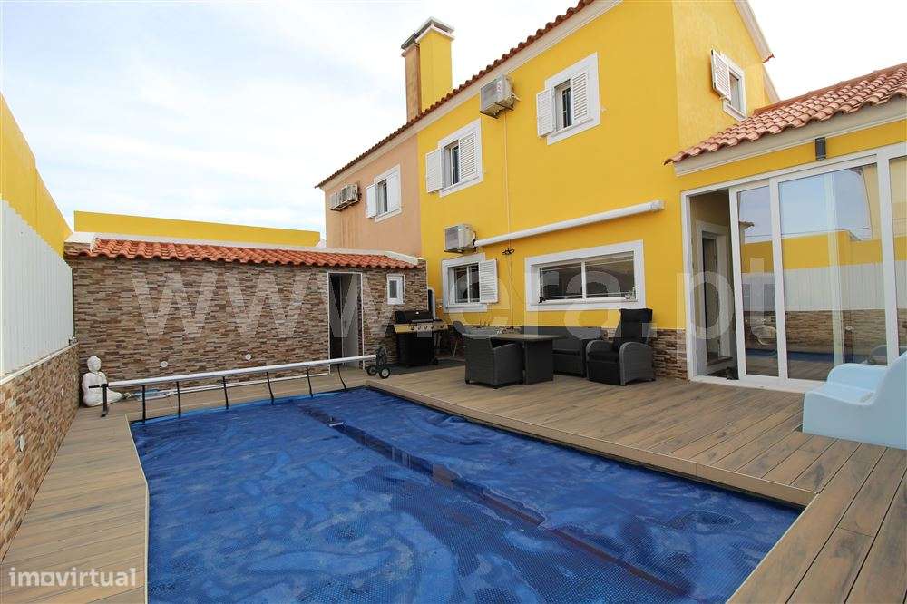 Moradia em Banda V2+1, Venda-24