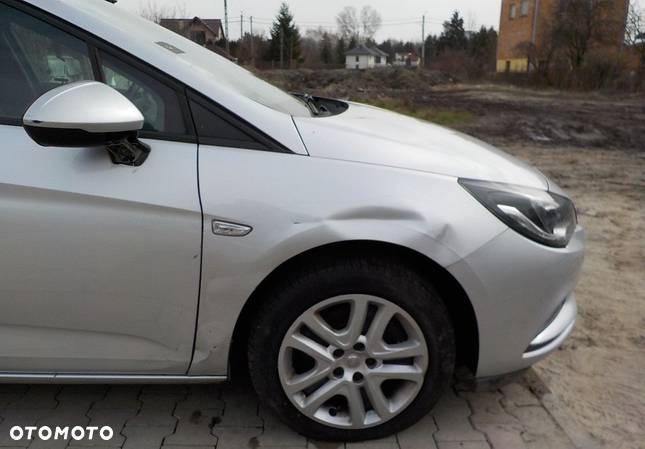 Opel Astra - 11