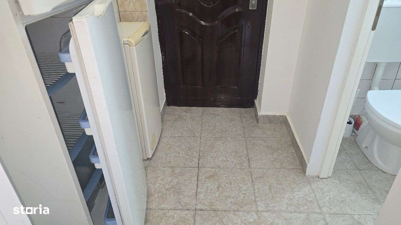 Vand garsoniera in Deva, zona Progresul, parter, mobilata utilata - Imagine principală: 3/8