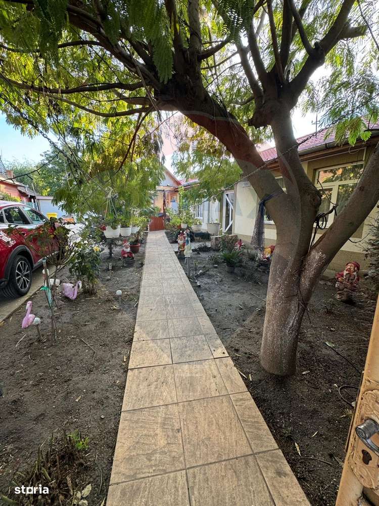 Casă / Vilă cu 6 camere de vânzare în zona Sud - Imagine principală: 3/20