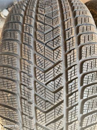 vand 2 anvelope 265/40/21 pirelli de iarnă noi - 2