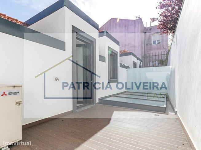 Moradia Duplex a Estrear com duas SUITES , dois TERRAÇOS E estacion...-4