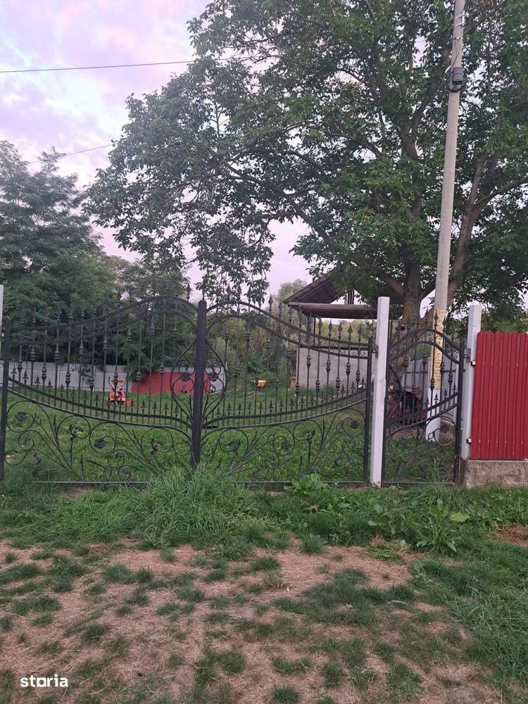 De vanzare casa batraneasca, suprafata Teren 3600 mp, 25.500 euro - Imagine principală: 3/7