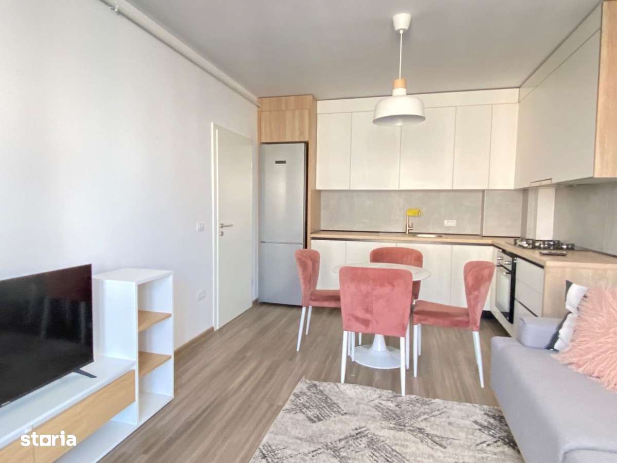 De vânzare apartament 2 camere, zona Coresi - Imagine principală: 2/15