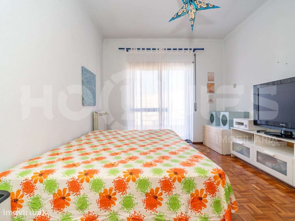 T3 + Sótão | Abadias | Terraço | Boas Áreas | Luminosidade-11