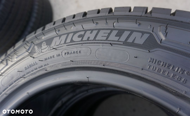 Michelin Agilis 3 195/65R16C 104/102R L666 - 6