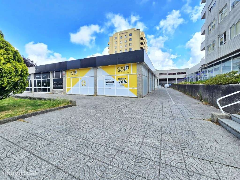 Loja no centro do Porto-15