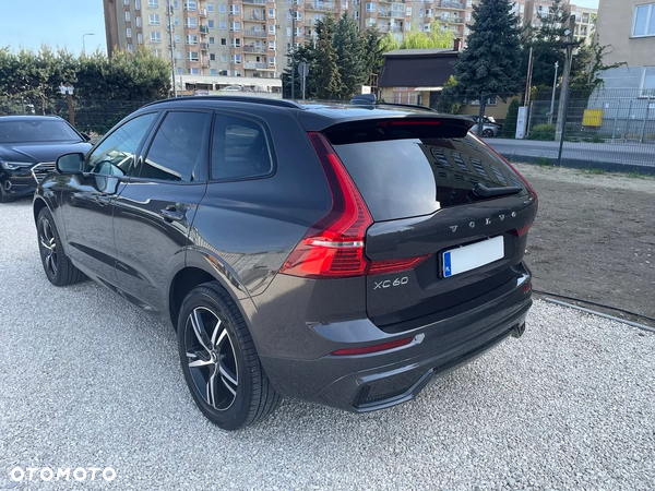 Volvo XC 60 B4 D R-Design - 3