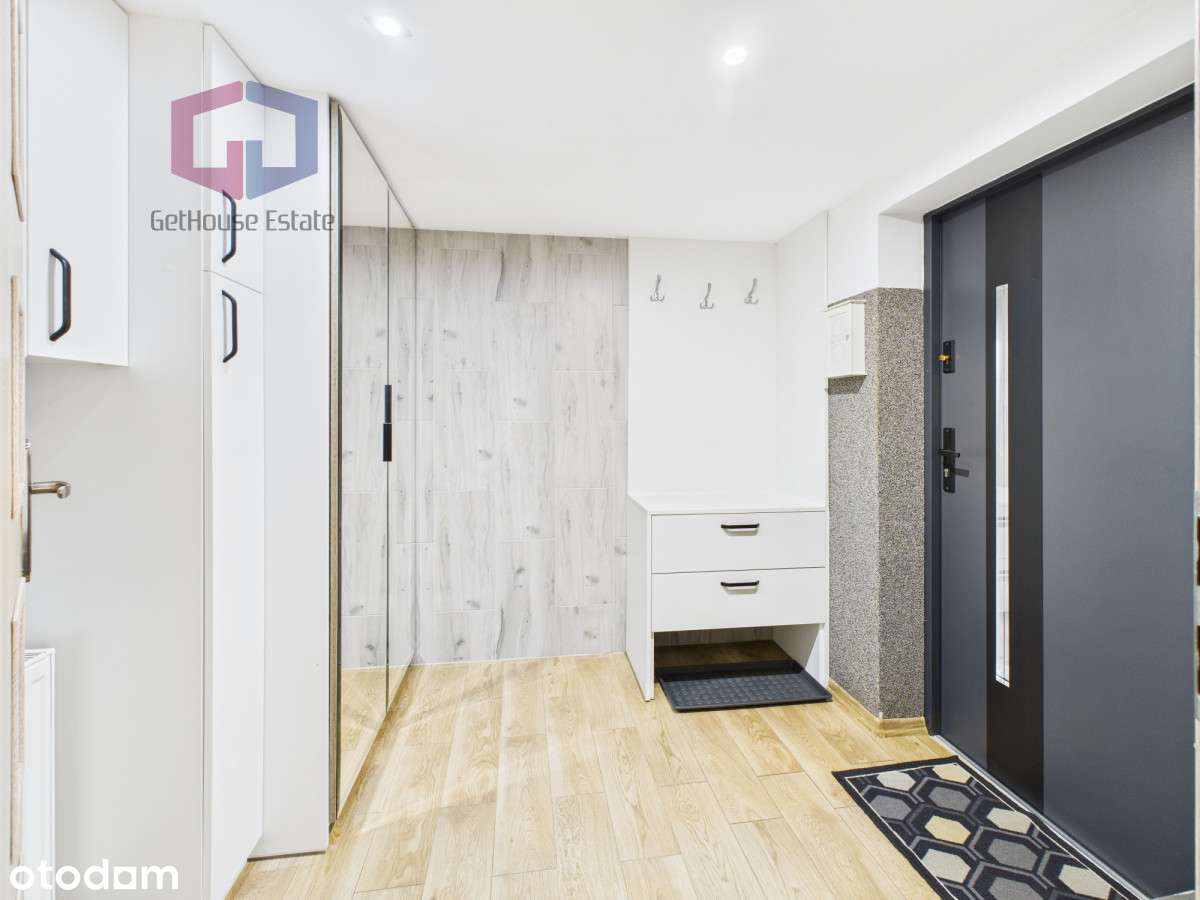 Dom bliźniak z dużą działką w Bartągu-5