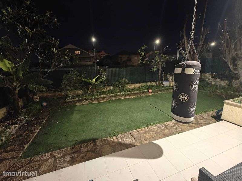 T2 com JARDIM perto Estação CP Carcavelos - Grande imagem: 4/12